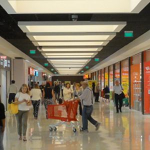 Teto LED de shopping center